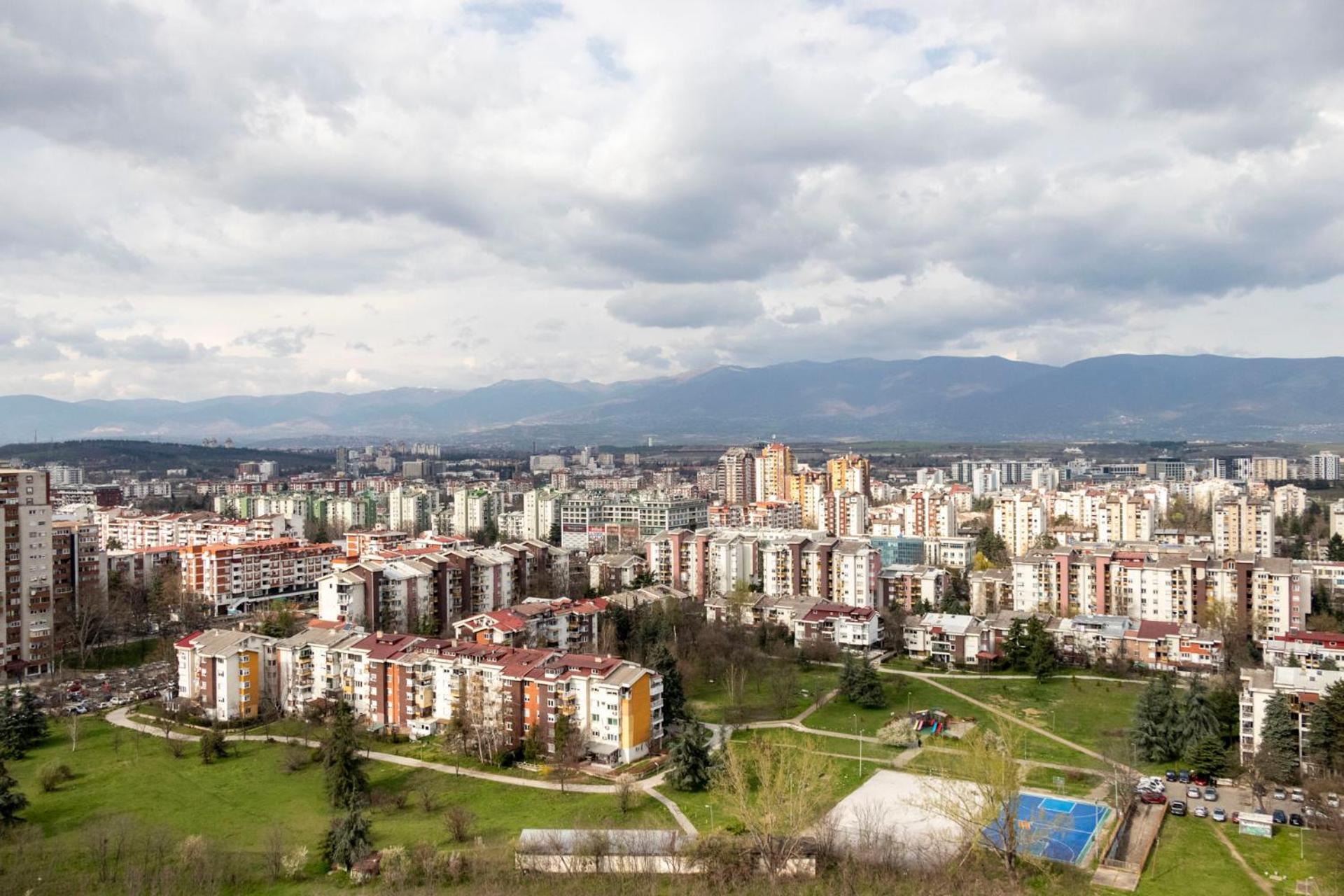 Luxury Condo On 18Th Floor With Pool, Fitness, Parking Included. Skopje Buitenkant foto